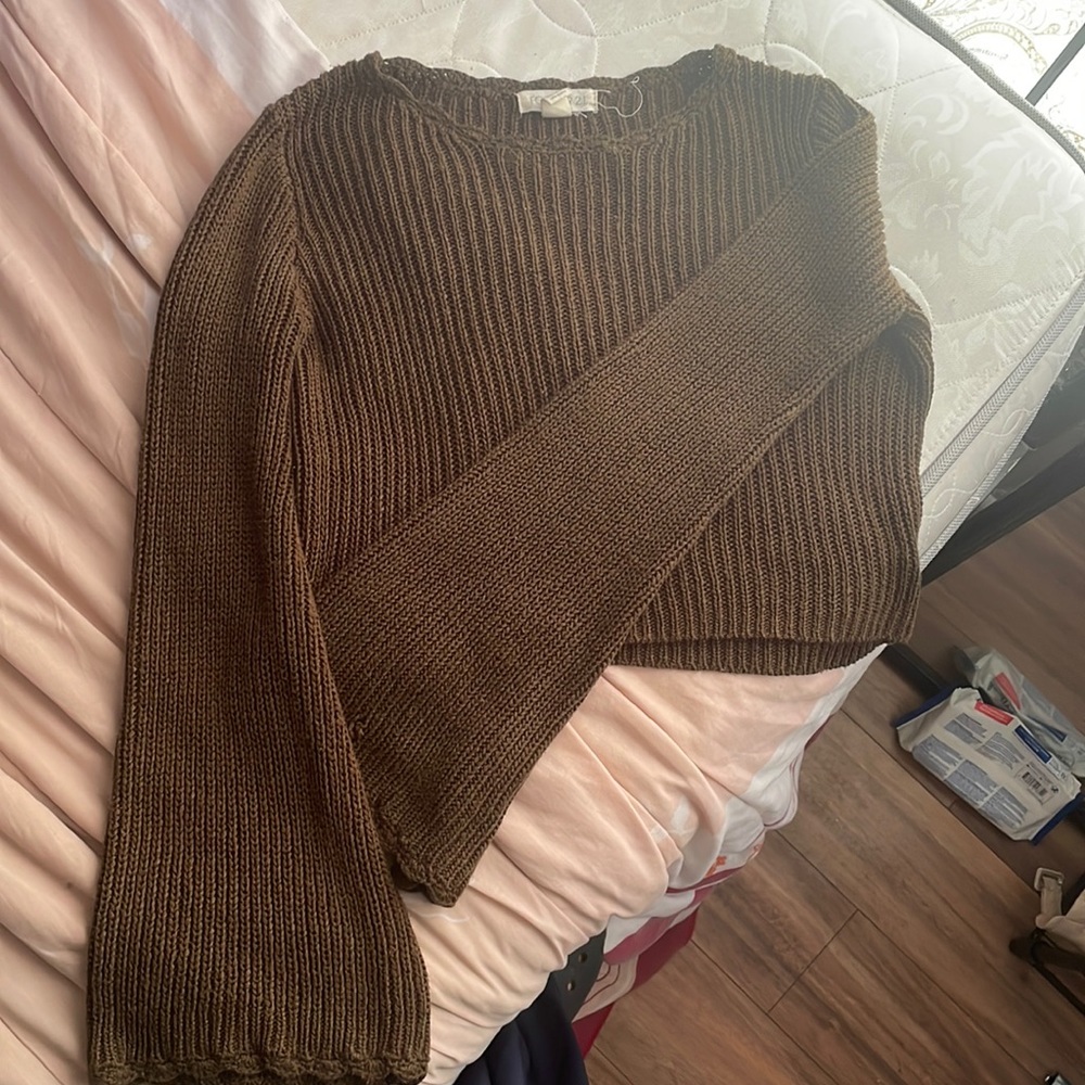 Forever 21 Knitted Sweater Top Shirt